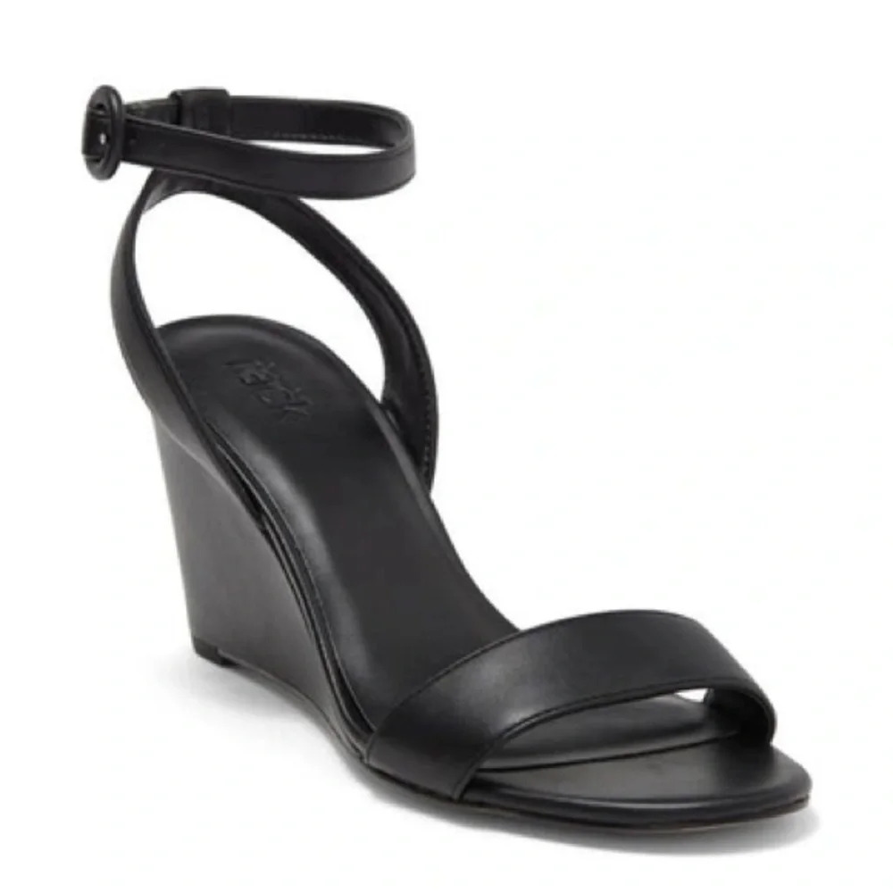 NORDSTROM RACK Carrie Wedge Sandal in black Size: 10
